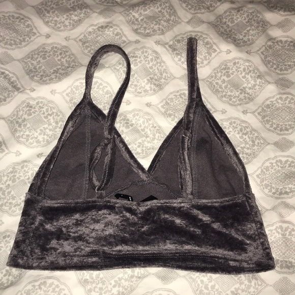 Urban Outfitters Crop Top - Picture 2 of 4